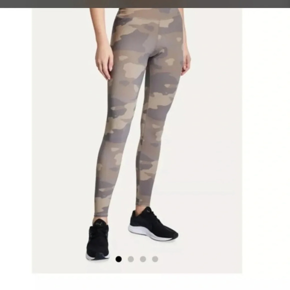 ALO Yoga Pants - Alo Yoga High Waisted Vapor Leggings - camo print XXS ECLN